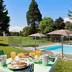 Ibis Styles Aix Les Bains Domaine De Marlioz מלון