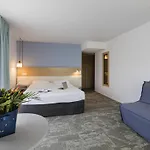 Ibis Styles Aix Les Bains Domaine De Marlioz 3*