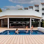 Ibis Styles Aix Les Bains Domaine De Marlioz 3* אקס-לה-באינס