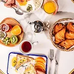 Ibis Styles Aix Les Bains Domaine De Marlioz 3* Εξ Λε Μπαν