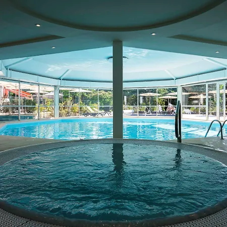 מלון Ibis Styles Aix Les Bains Domaine De Marlioz אקס-לה-באינס