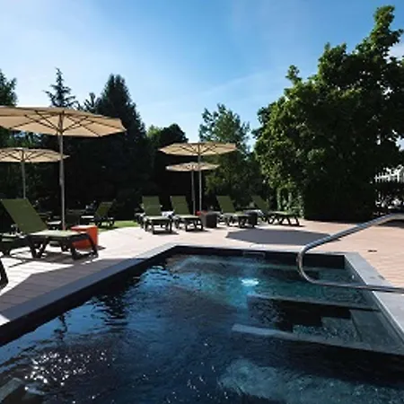 Ibis Styles Aix Les Bains Domaine De Marlioz 3* Aix-les-Bains