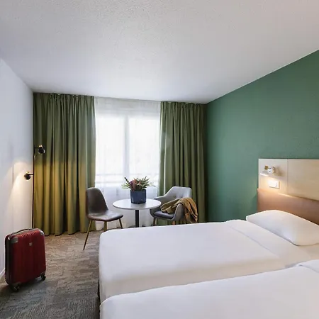 Ibis Styles Aix Les Bains Domaine De Marlioz מלון אקס-לה-באינס