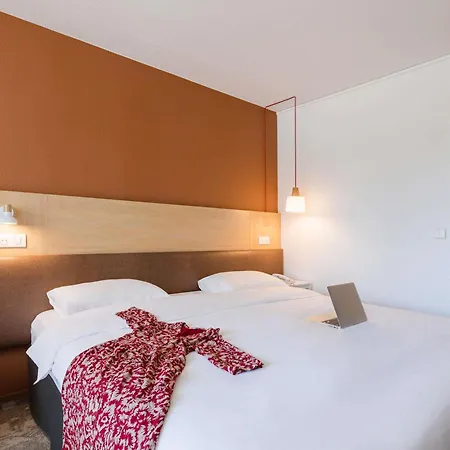 Ibis Styles Aix Les Bains Domaine De Marlioz מלון