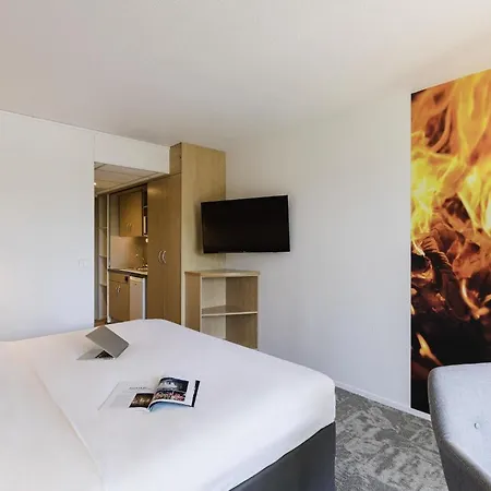 Ibis Styles Aix Les Bains Domaine De Marlioz 3*