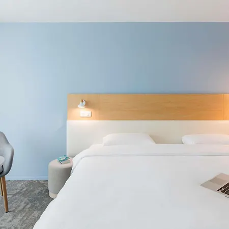 Hotel Ibis Styles Aix Les Bains Domaine De Marlioz 3*
