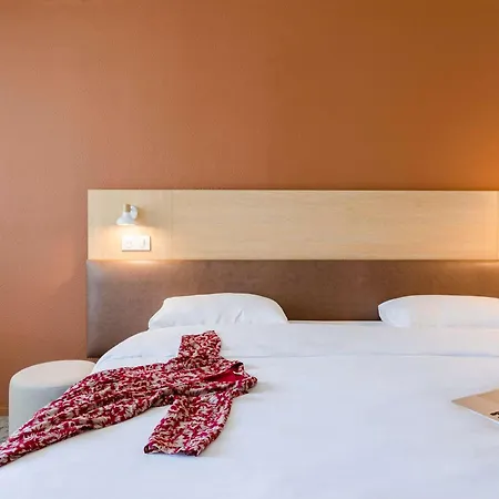 Ibis Styles Aix Les Bains Domaine De Marlioz 3* Aix-les-Bains