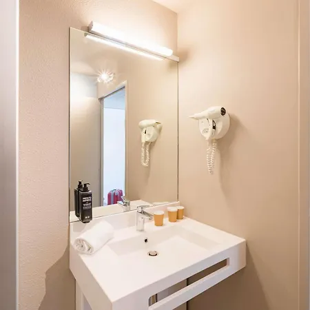 Hotel Ibis Styles Aix Les Bains Domaine De Marlioz 3*
