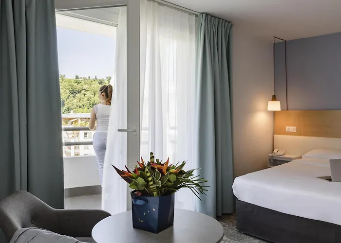 Ibis Styles Aix Les Bains Domaine De Marlioz Aix-les-Bains