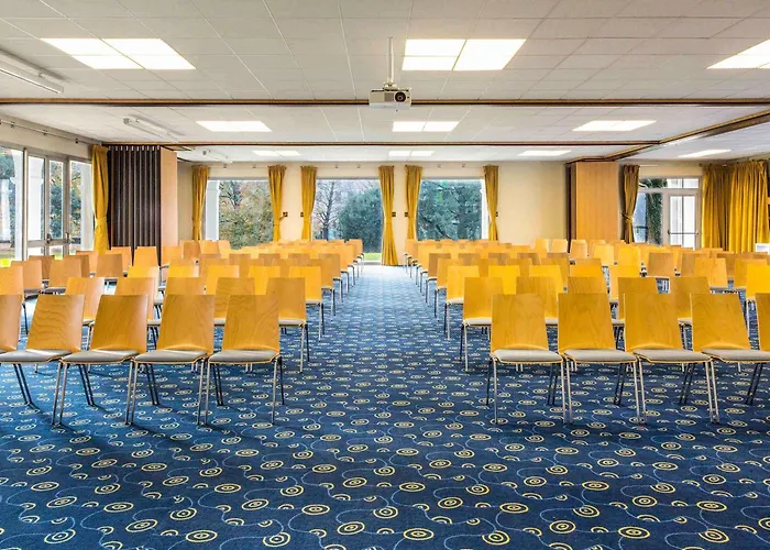 Ibis Styles Aix Les Bains Domaine De Marlioz Ξενοδοχείο